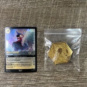 Exclusive Disney Lorcana MICKEY MOUSE PLAYFUL SORCERER Promo Card D23 & Pin